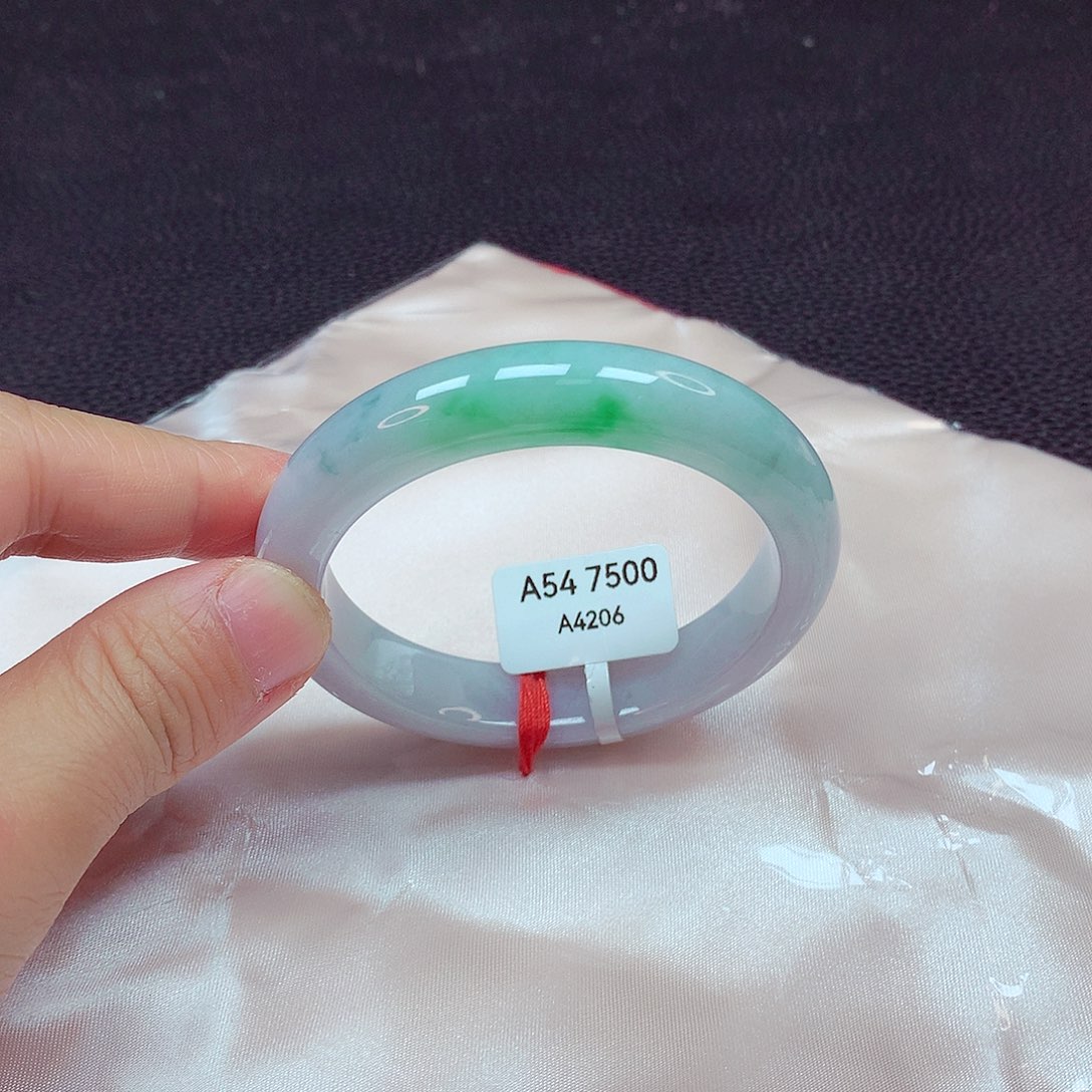 翡翠手镯未镶嵌手镯54