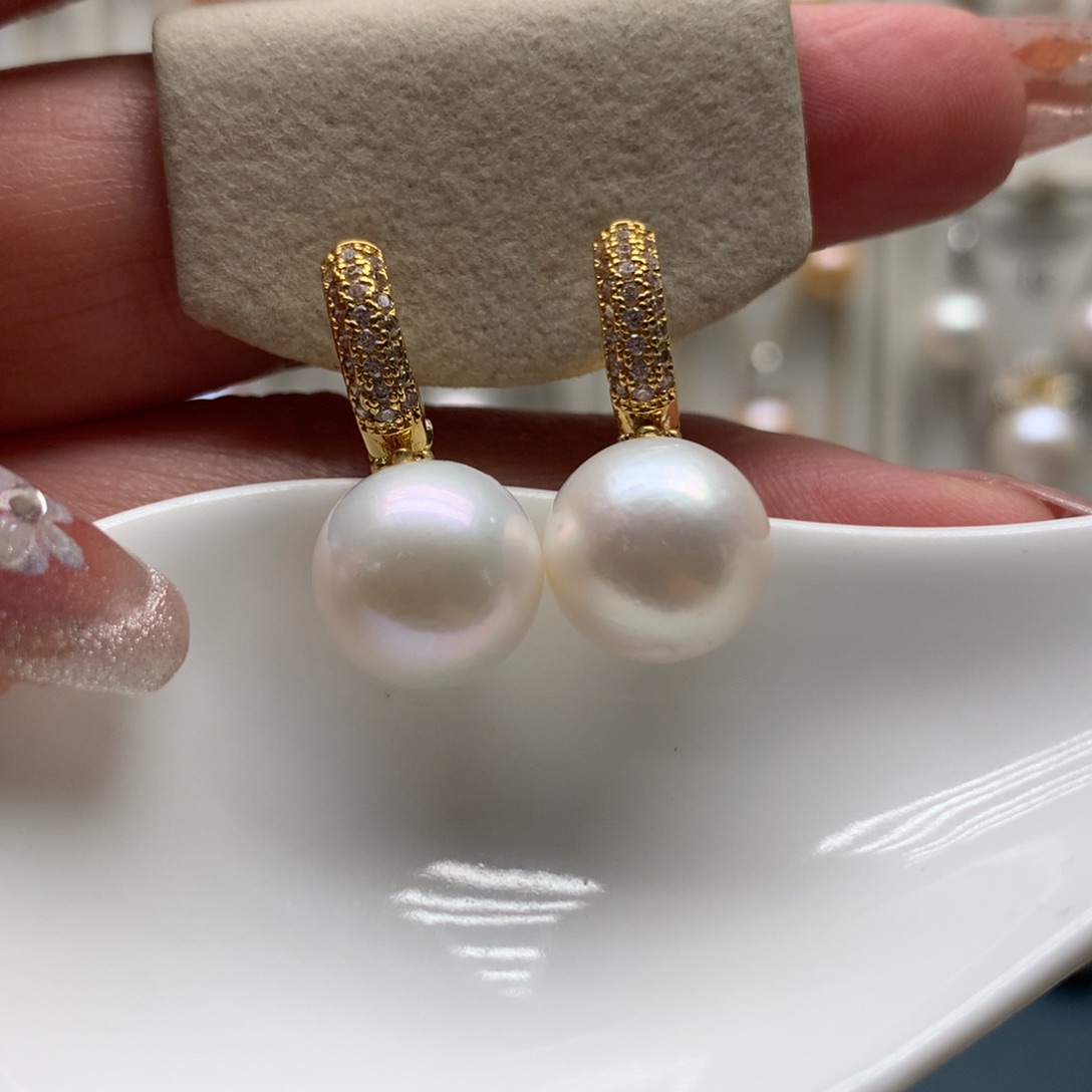 未镶嵌淡水珍珠耳饰