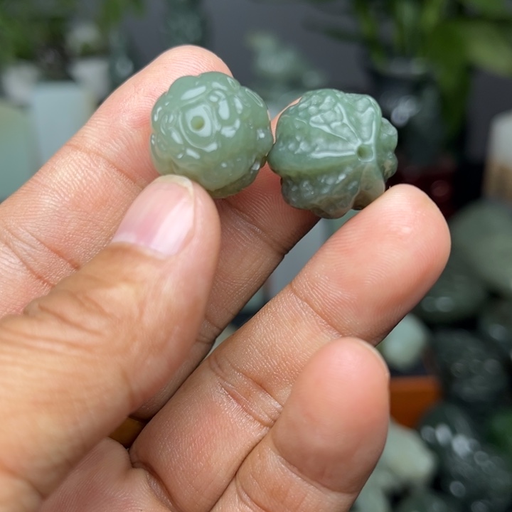 卫***妹和田玉未镶嵌挂件