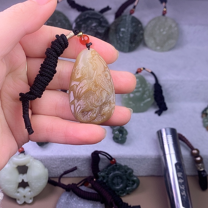 和田玉吊坠(不含链)未镶嵌