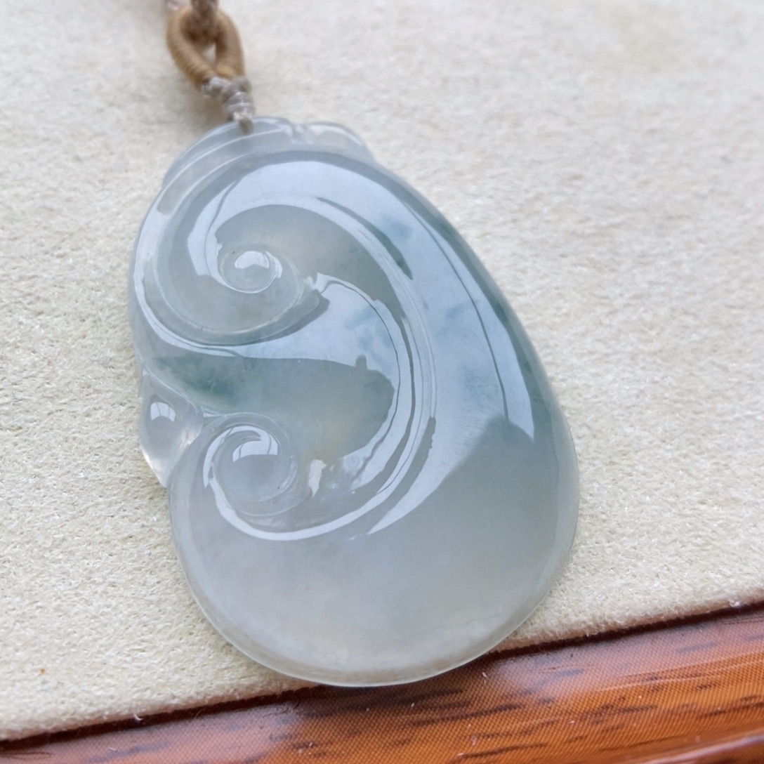 翡翠未镶嵌颈饰吊坠53