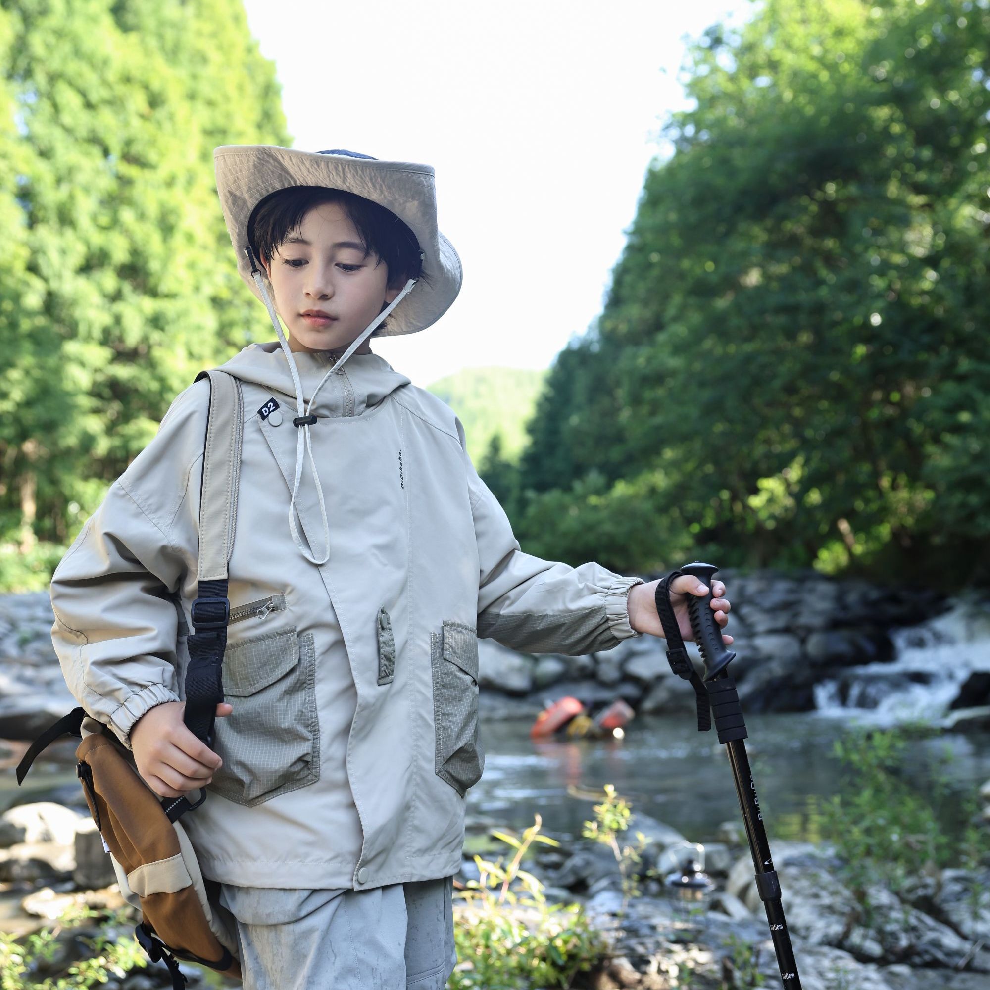 儿童时尚拼接保暖中童防风外套5179