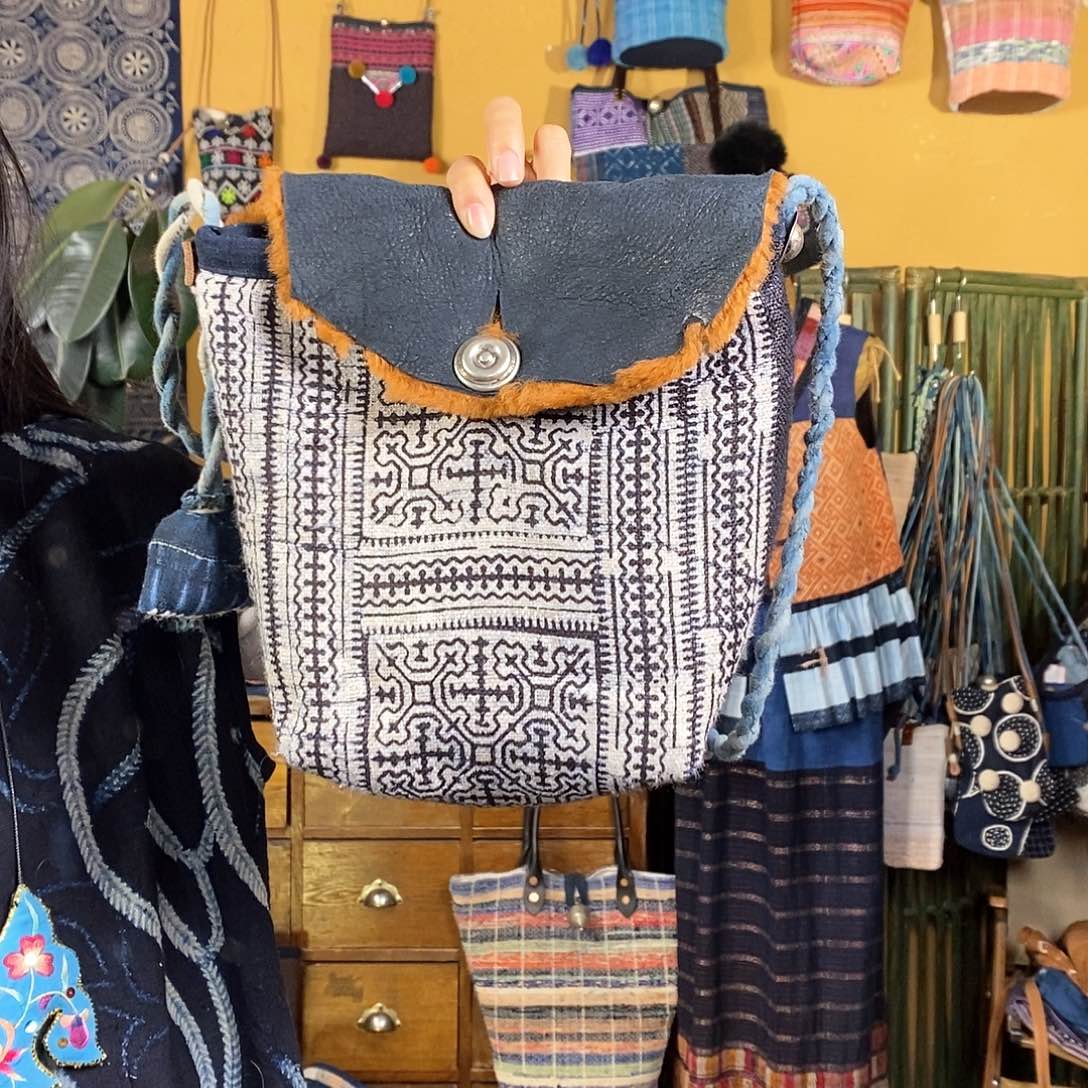 织绣手工制作包包