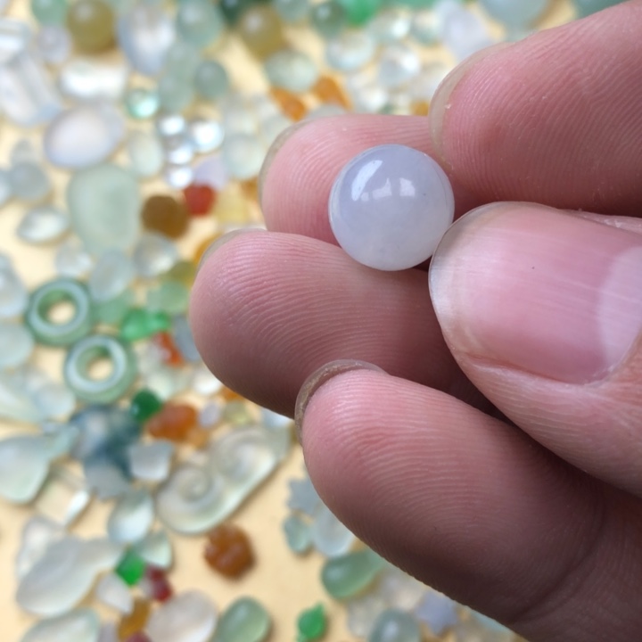 定制翡翠未镶嵌挂件