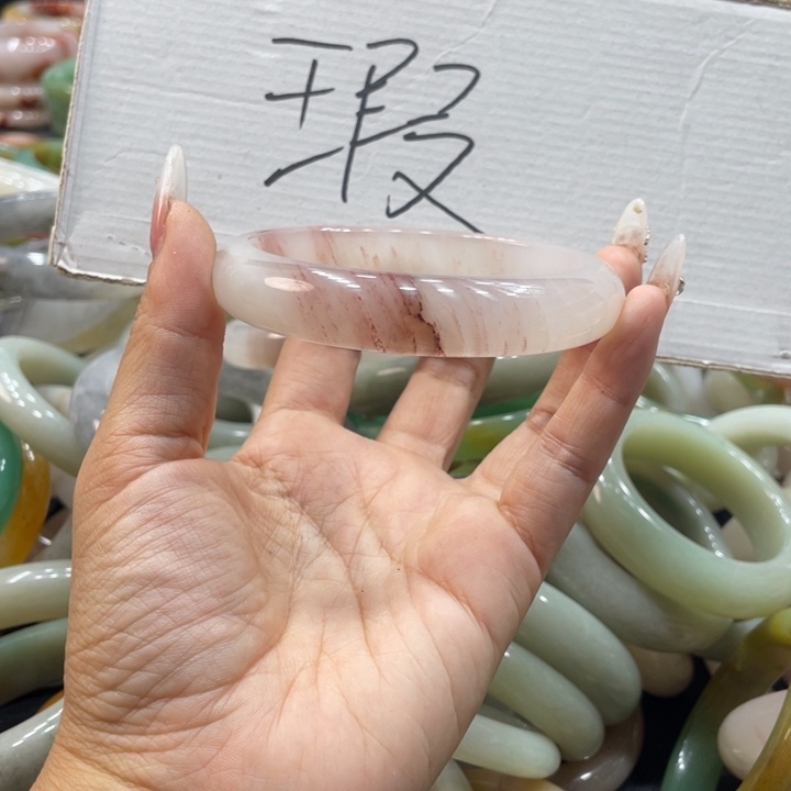 飞***霄石英质玉钛钢珠宝奇石