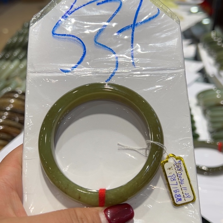 和田玉（糖玉）手镯未镶嵌