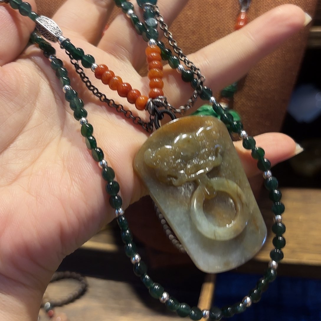 翡翠颈饰未镶嵌原创