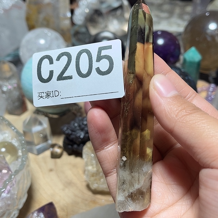 蛐***子水晶珠宝半成品未镶嵌多样性发其一微瑕