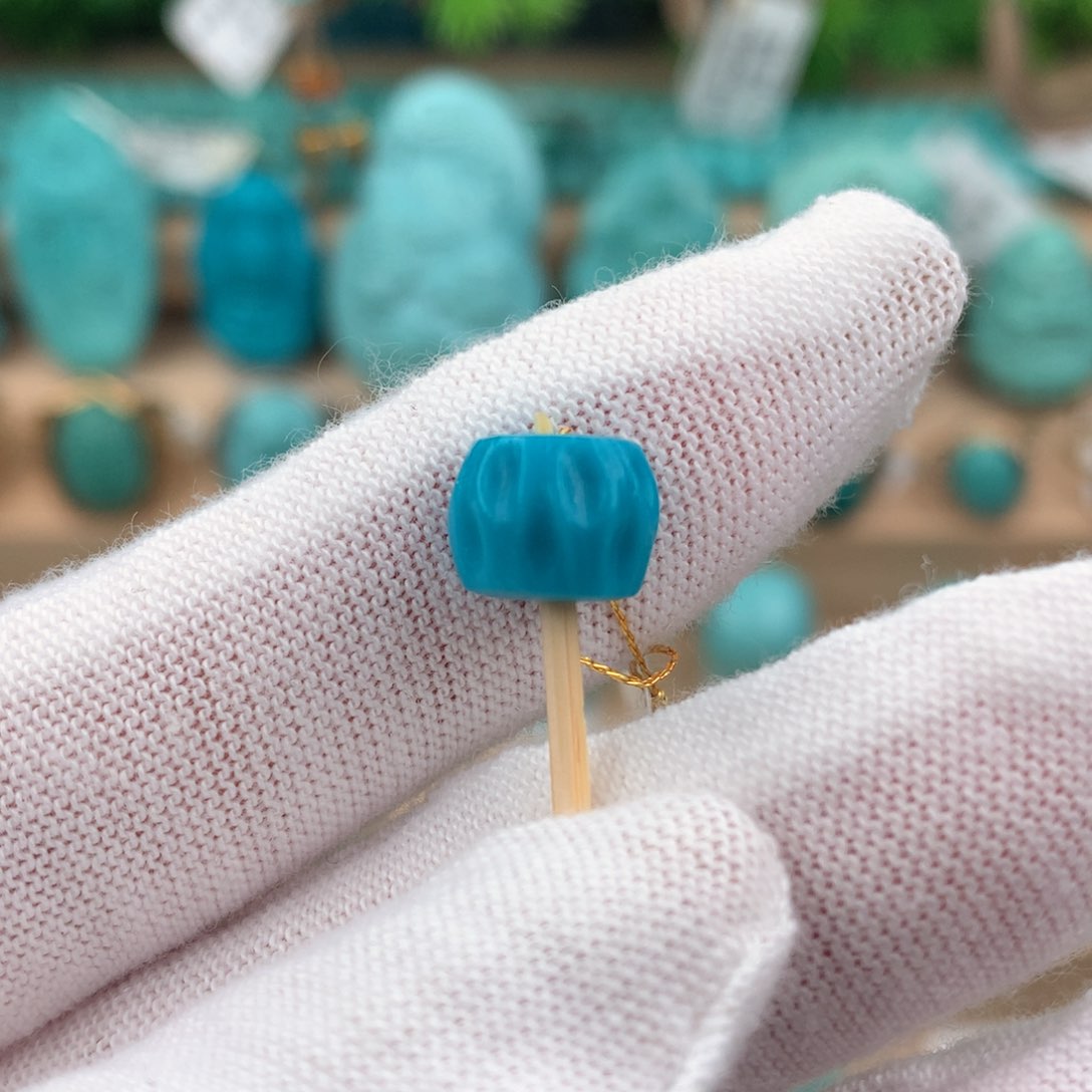 绿松石配饰未镶嵌卡9*7.3