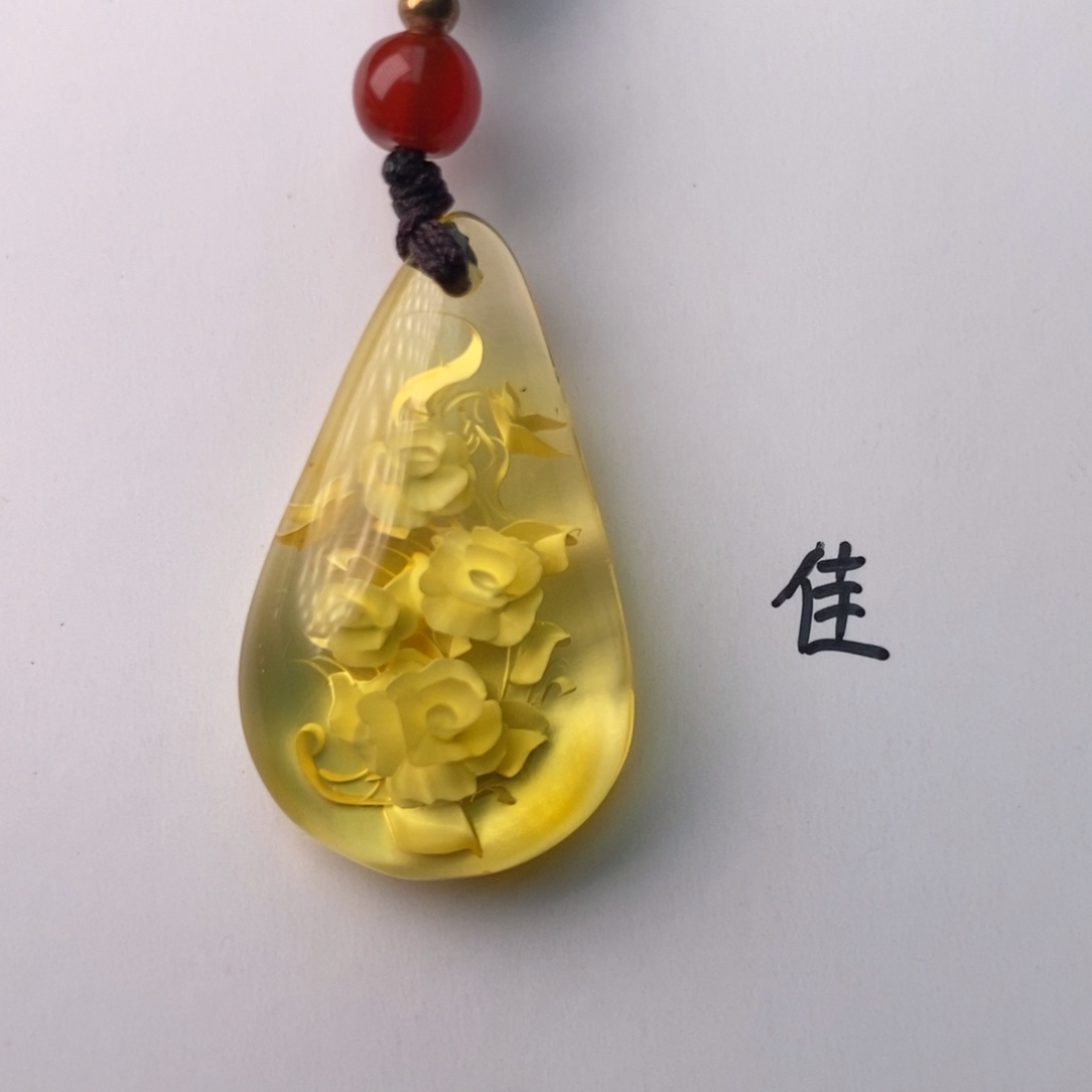 琥珀珠宝奇石未镶嵌