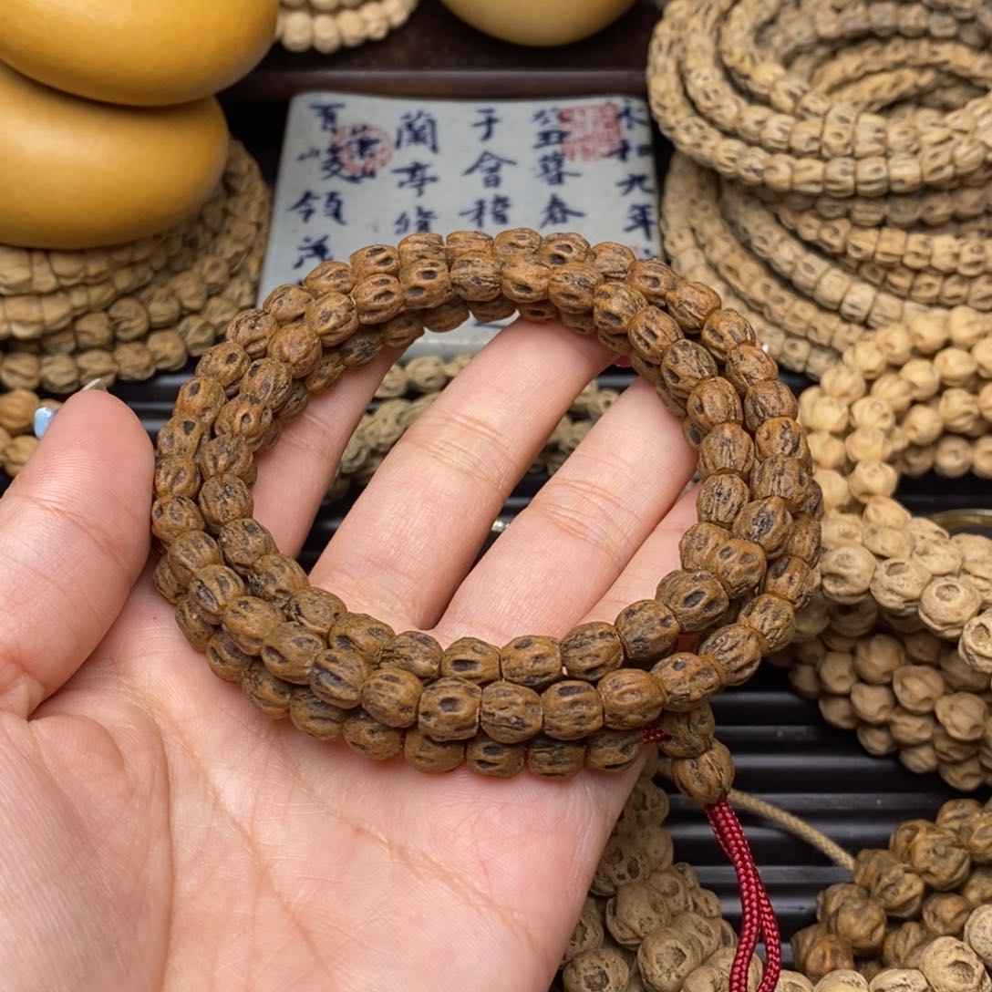 柏香籽/百香籽吊坠?****哥