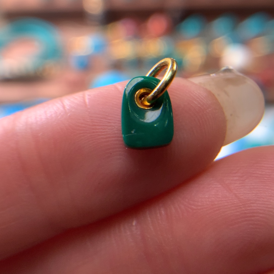 绿松石侧挂18K金镶嵌