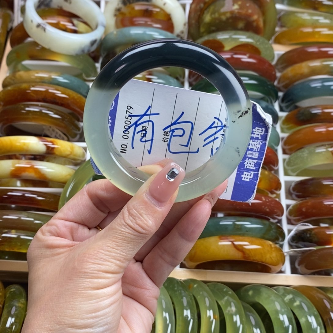 未镶嵌蛇纹石玉手镯56