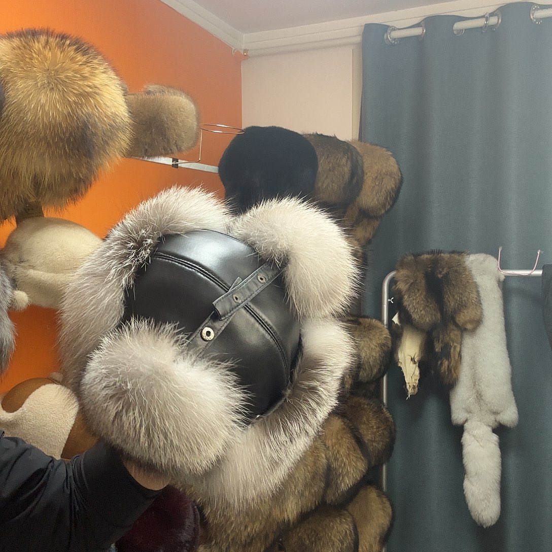 狐狸毛银兰雷锋帽子