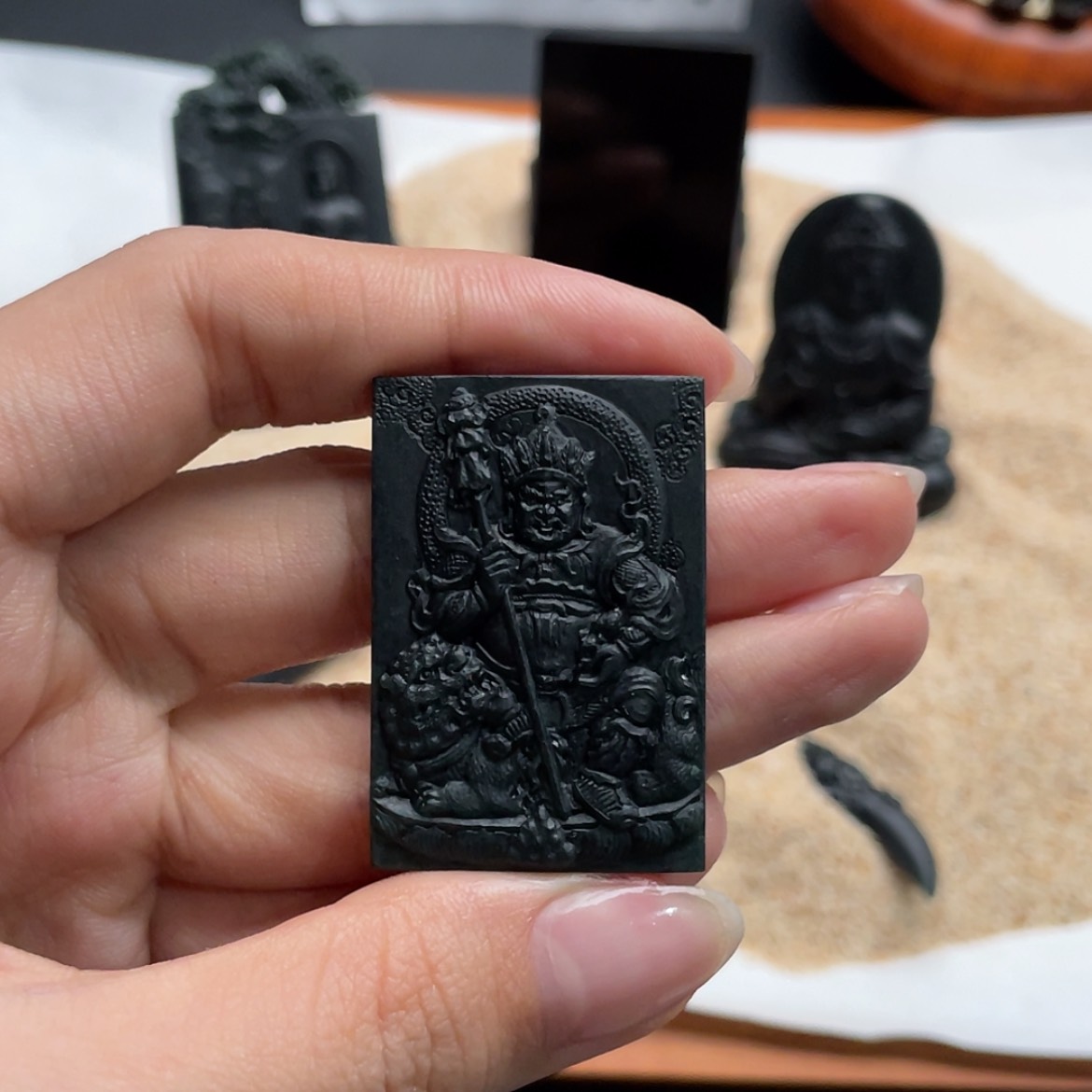 【闪购商品】定制翡翠未镶嵌墨翠