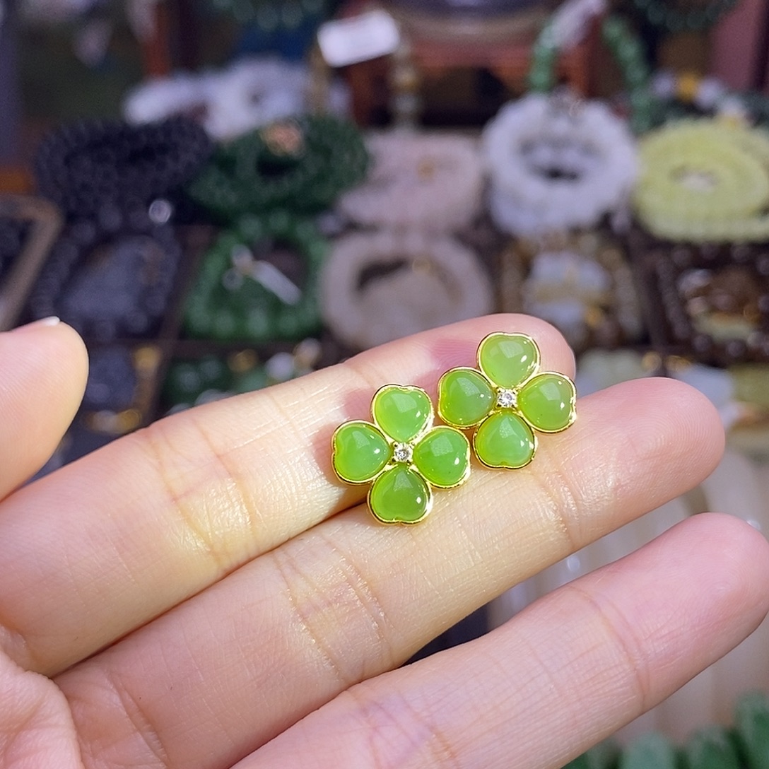 和田玉未镶嵌颈饰多样性发一 925.银碧玉耳钉