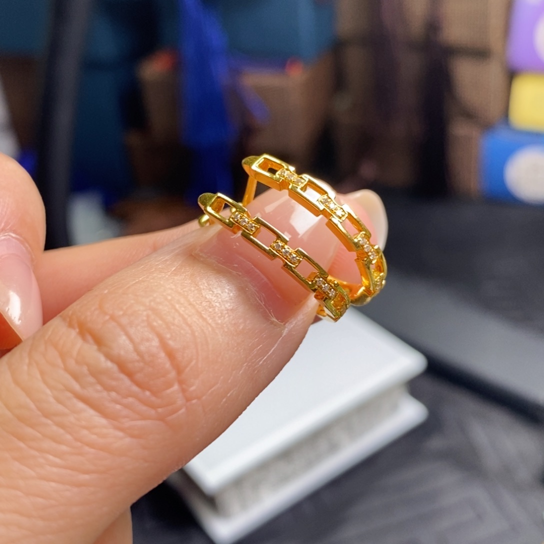 耳饰18K金镶嵌钻石钻石耳扣