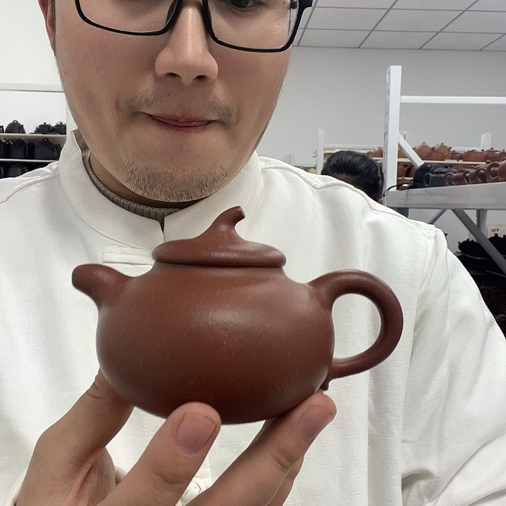 紫砂茶壶红降坡茄瓜