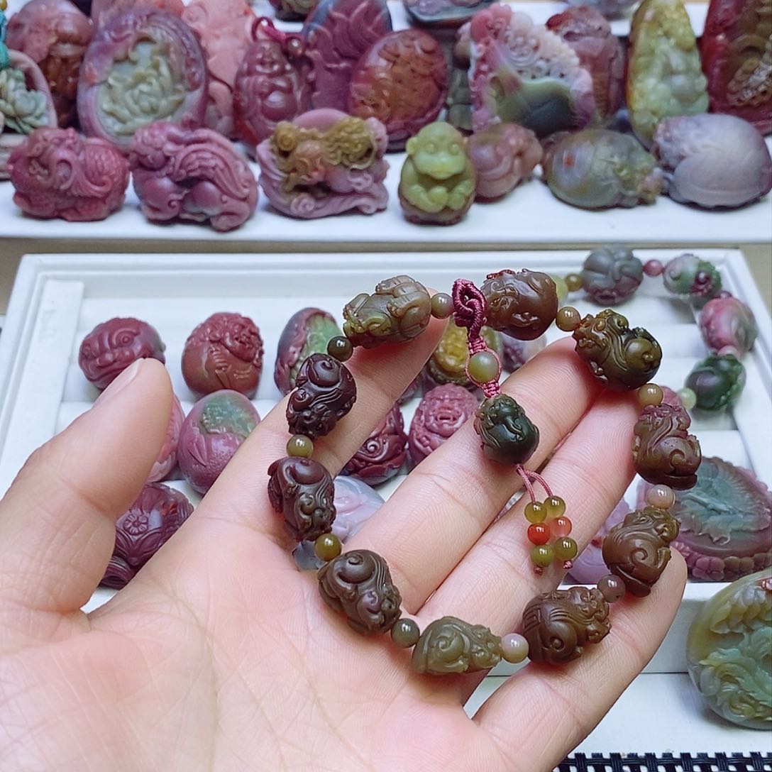 玛瑙/玉髓盐源玛瑙手串未镶嵌