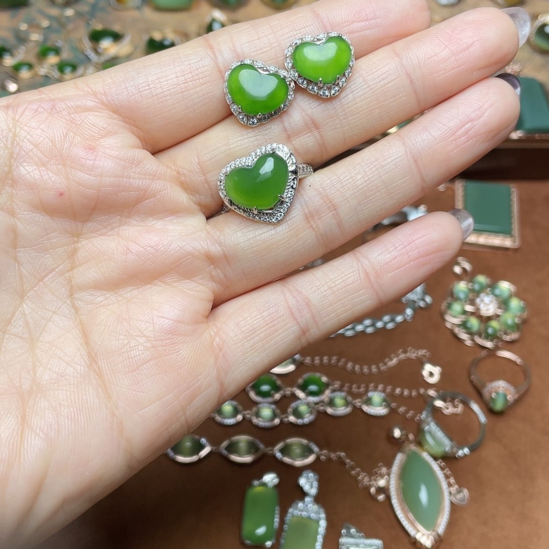 和田玉（碧玉）银S925镶嵌吊坠(不含链)