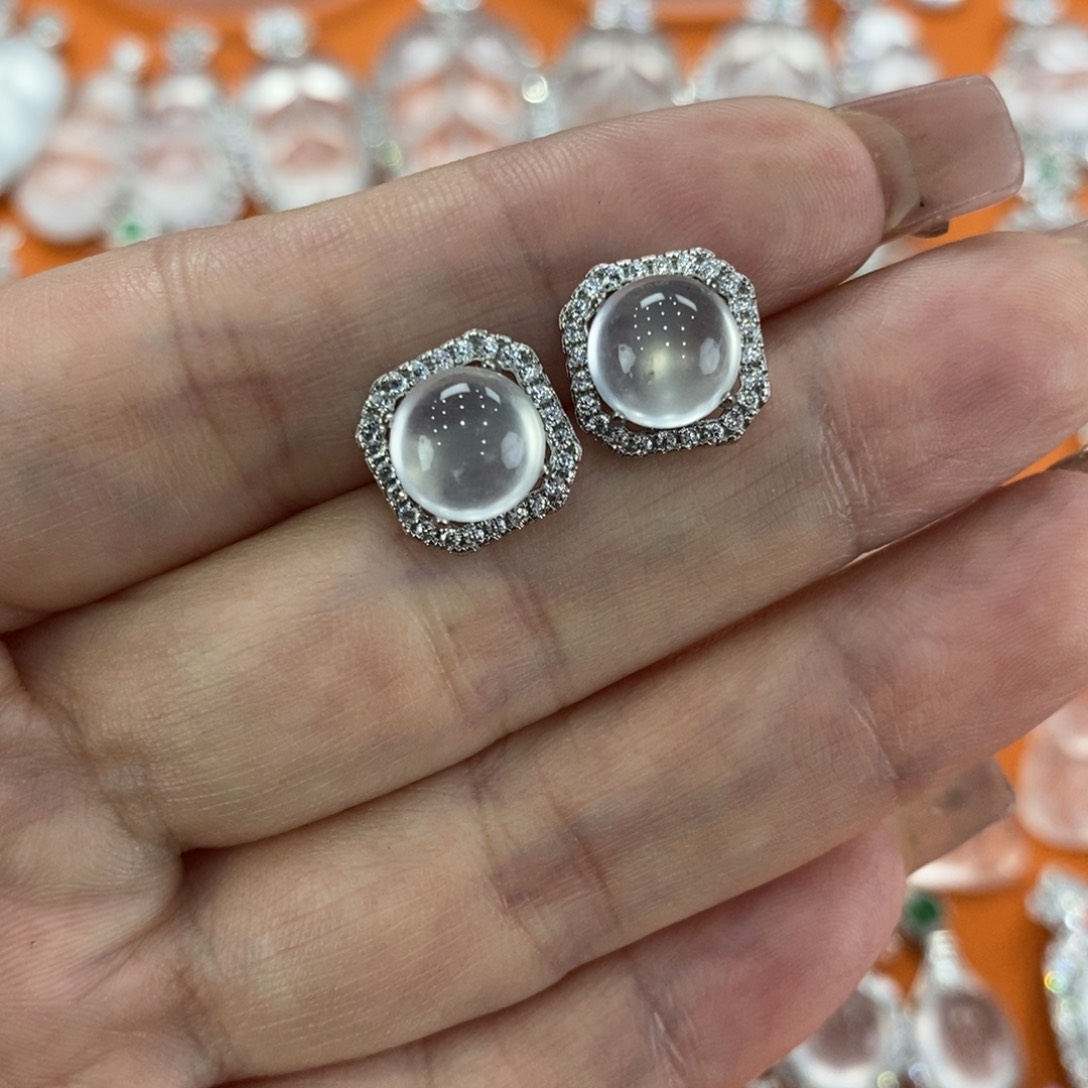 石英质玉吊坠(赠链)合金