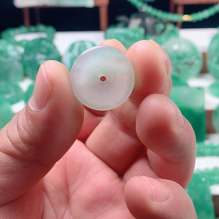 石英质玉手链未镶嵌