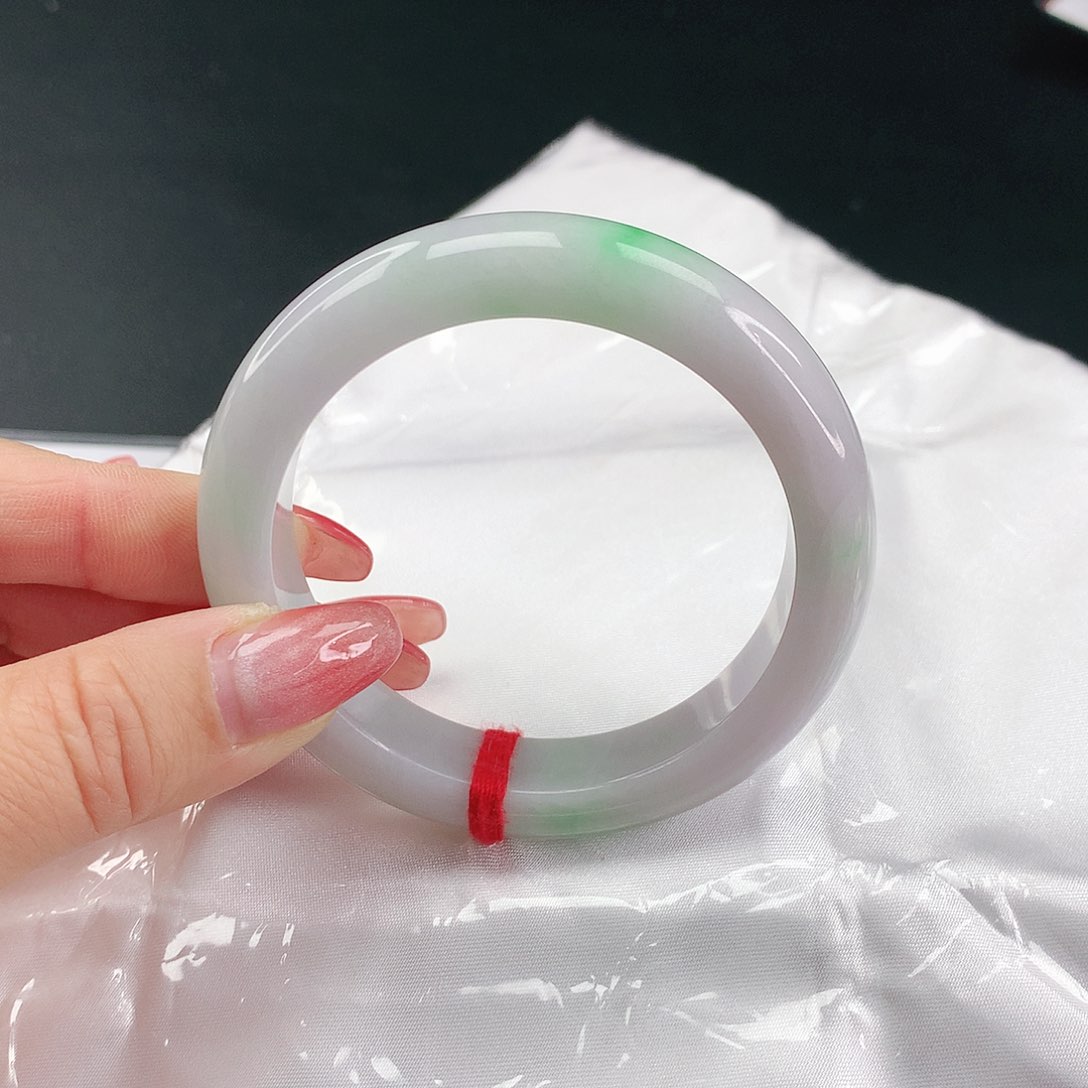 翡翠手镯未镶嵌翡翠0125