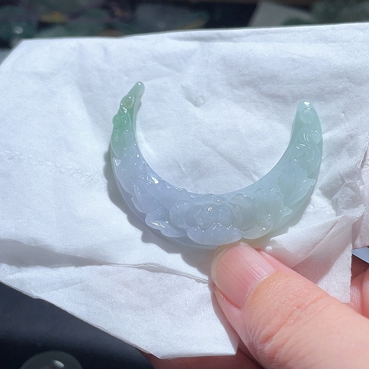 颈饰未镶嵌翡翠天