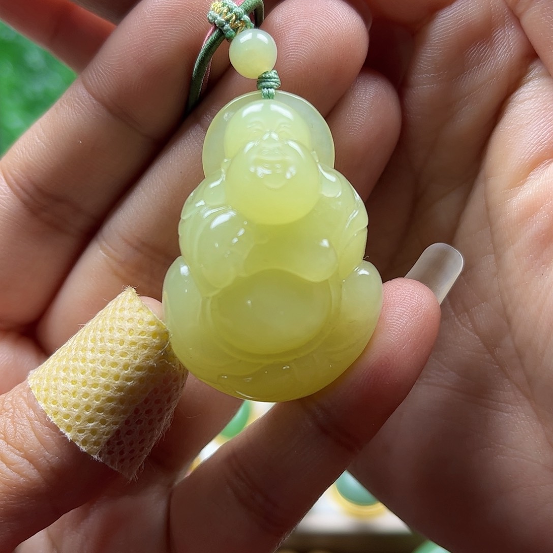 和田玉吊坠未镶嵌