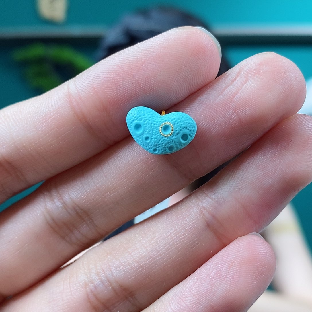 未镶嵌绿松石珠宝奇石