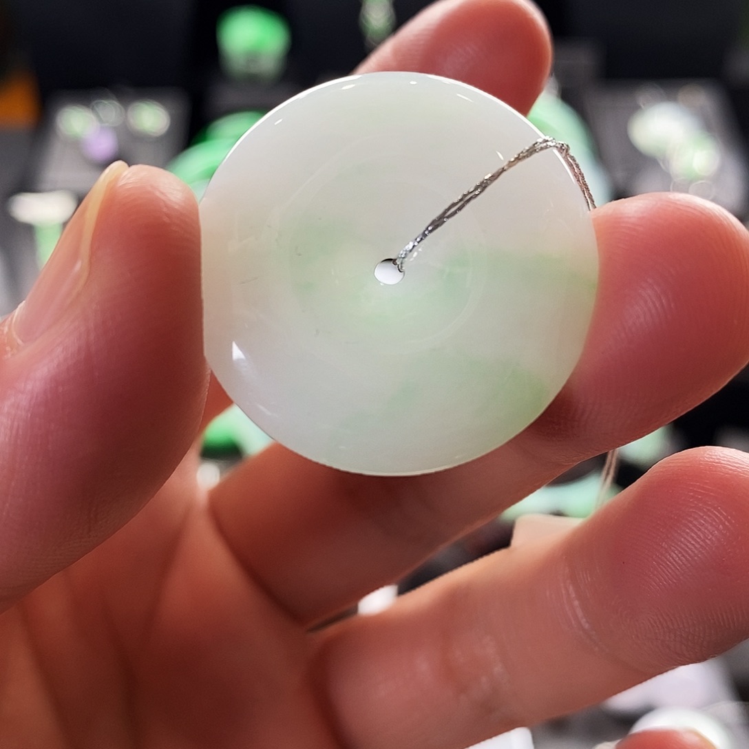 翡翠未镶嵌颈饰翡翠吊坠