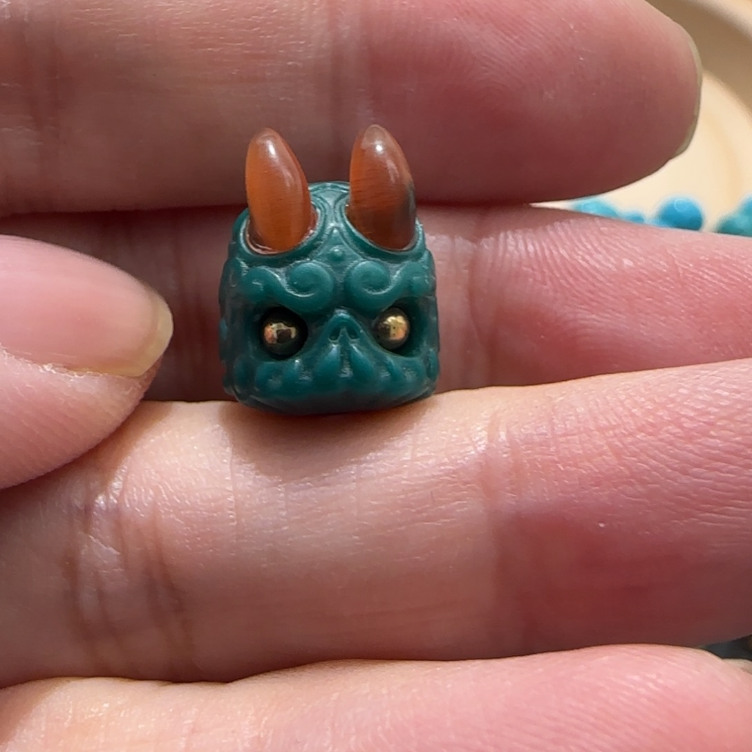 玛瑙/玉髓未镶嵌珠子小怪兽