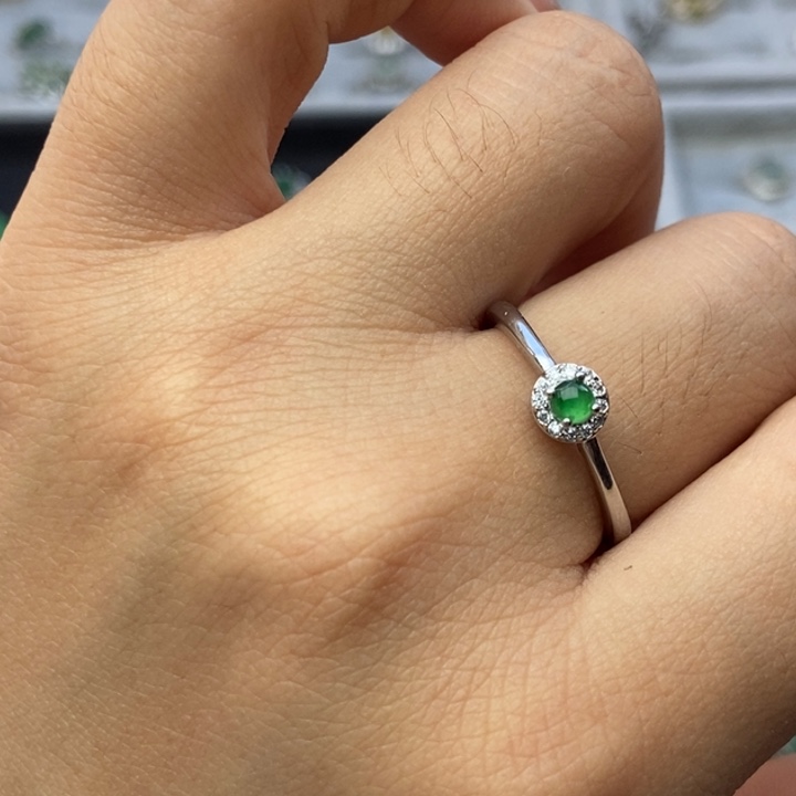 翡翠戒指银S925镶嵌戒指