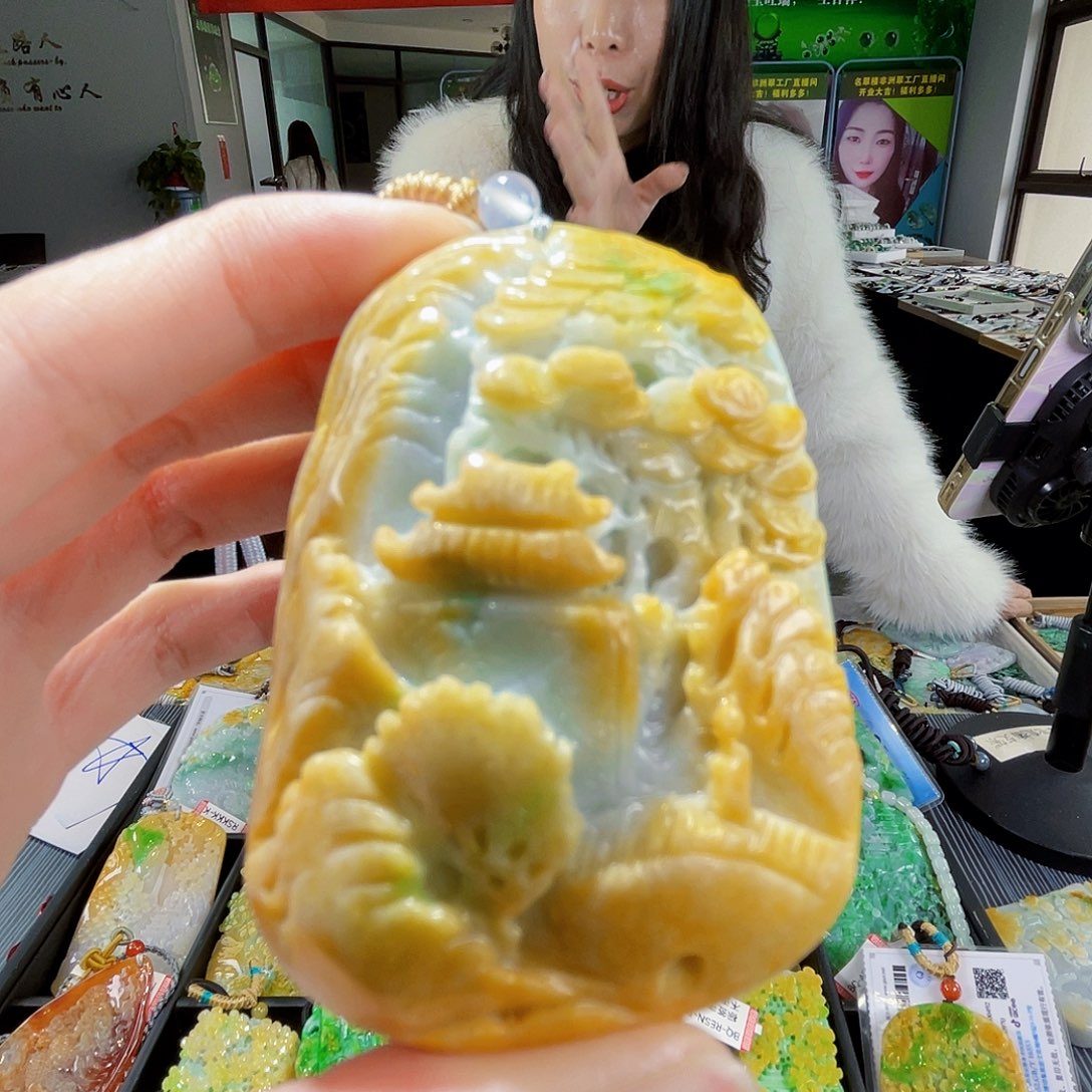 颈饰未镶嵌翡翠翡翠