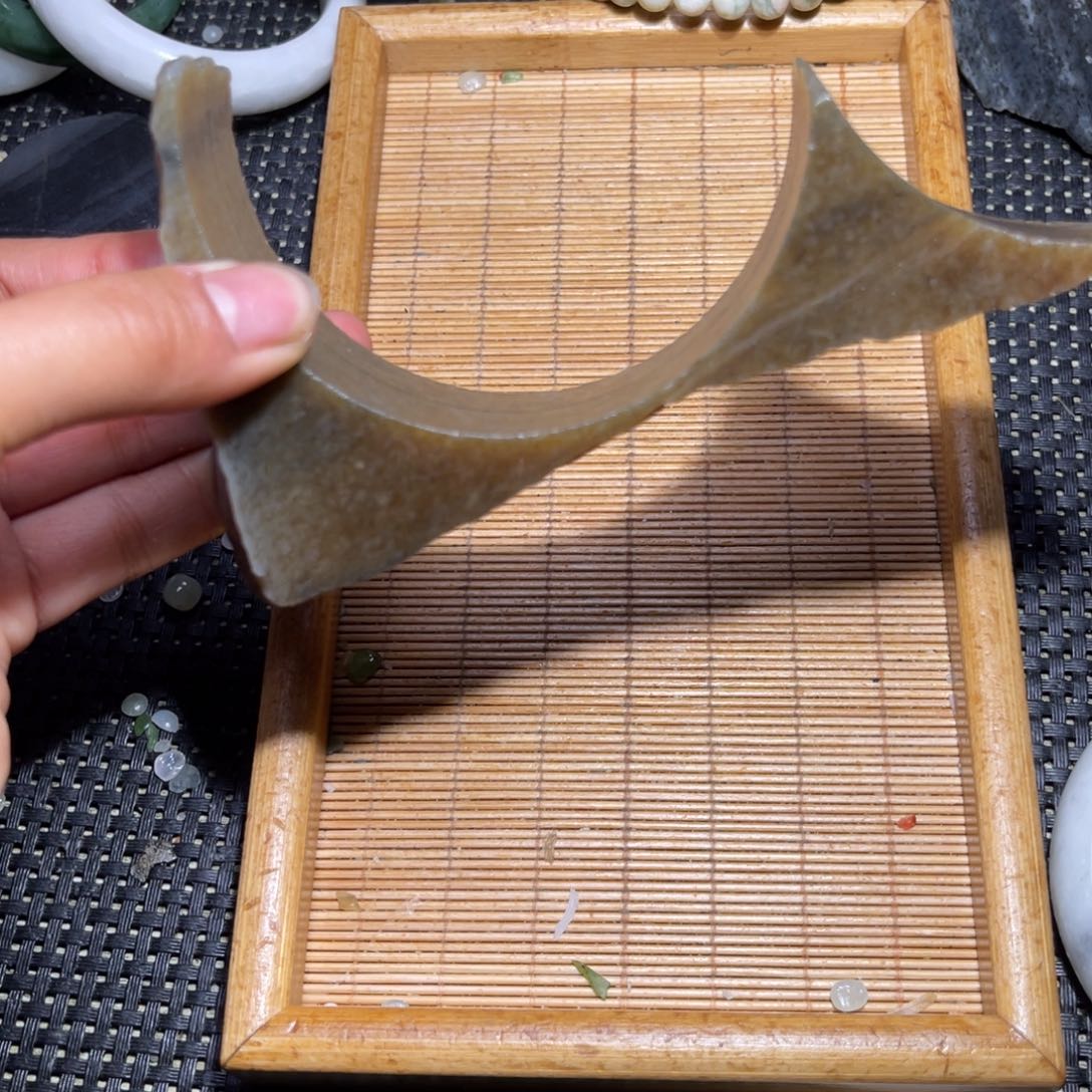 未镶嵌和田玉车挂