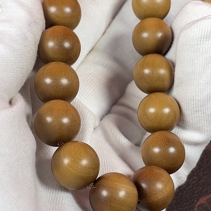 左***手檀香木老山檀顺纹1.5