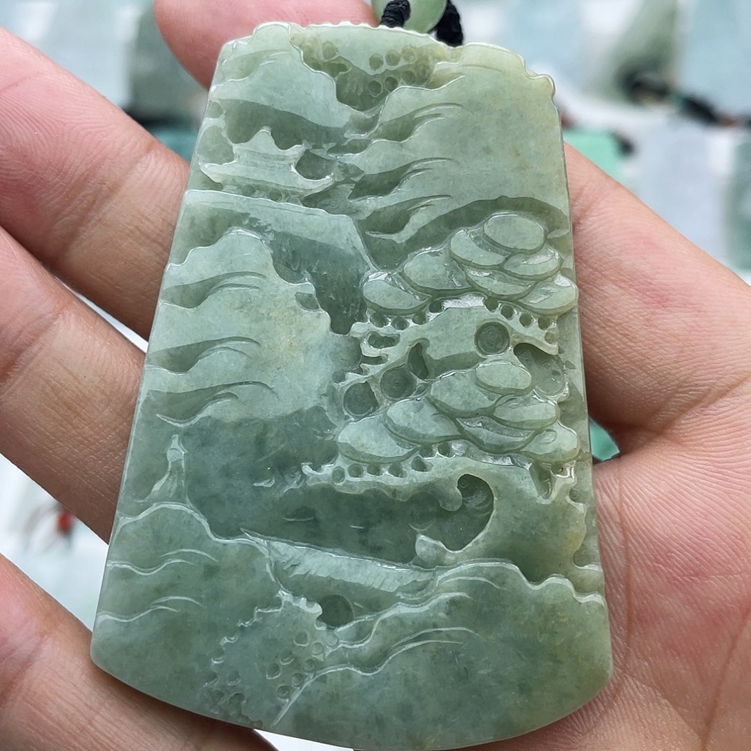 颈饰未镶嵌翡翠翡翠