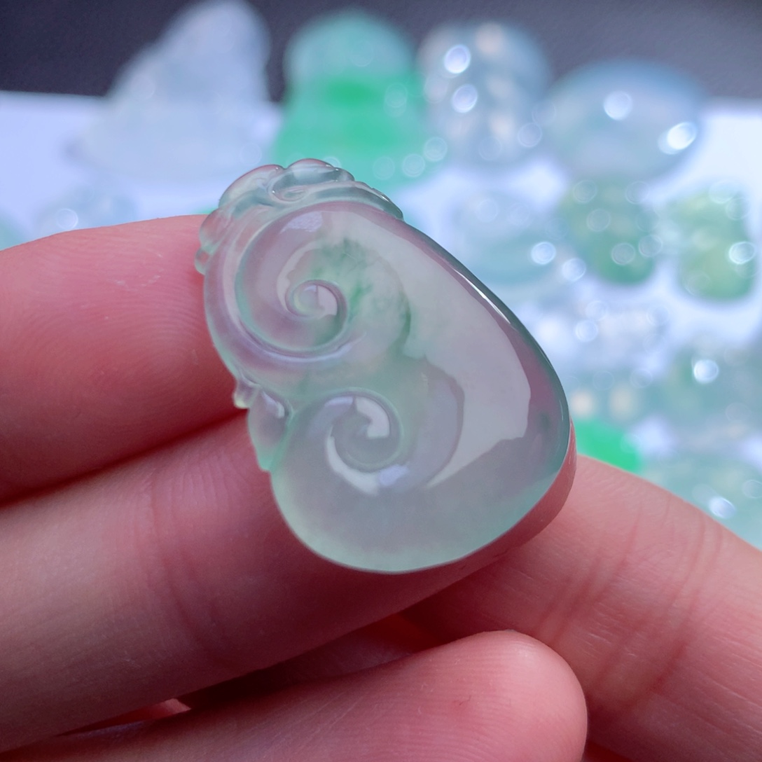 翡翠未镶嵌颈饰缅甸翡翠