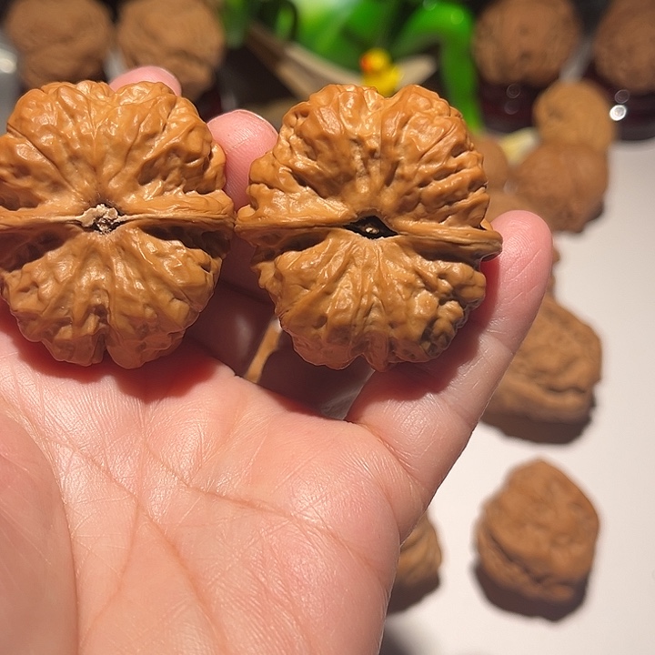 爆***花龙脊菩提吊坠蛤蟆头一对