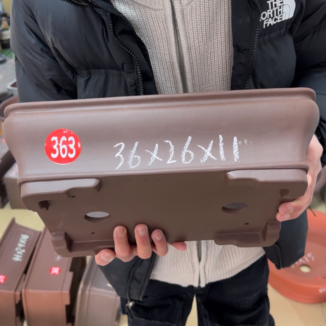 紫砂花盆呜呜呜呜