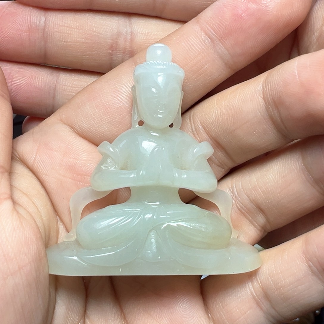 和田玉颈饰未镶嵌张**辉