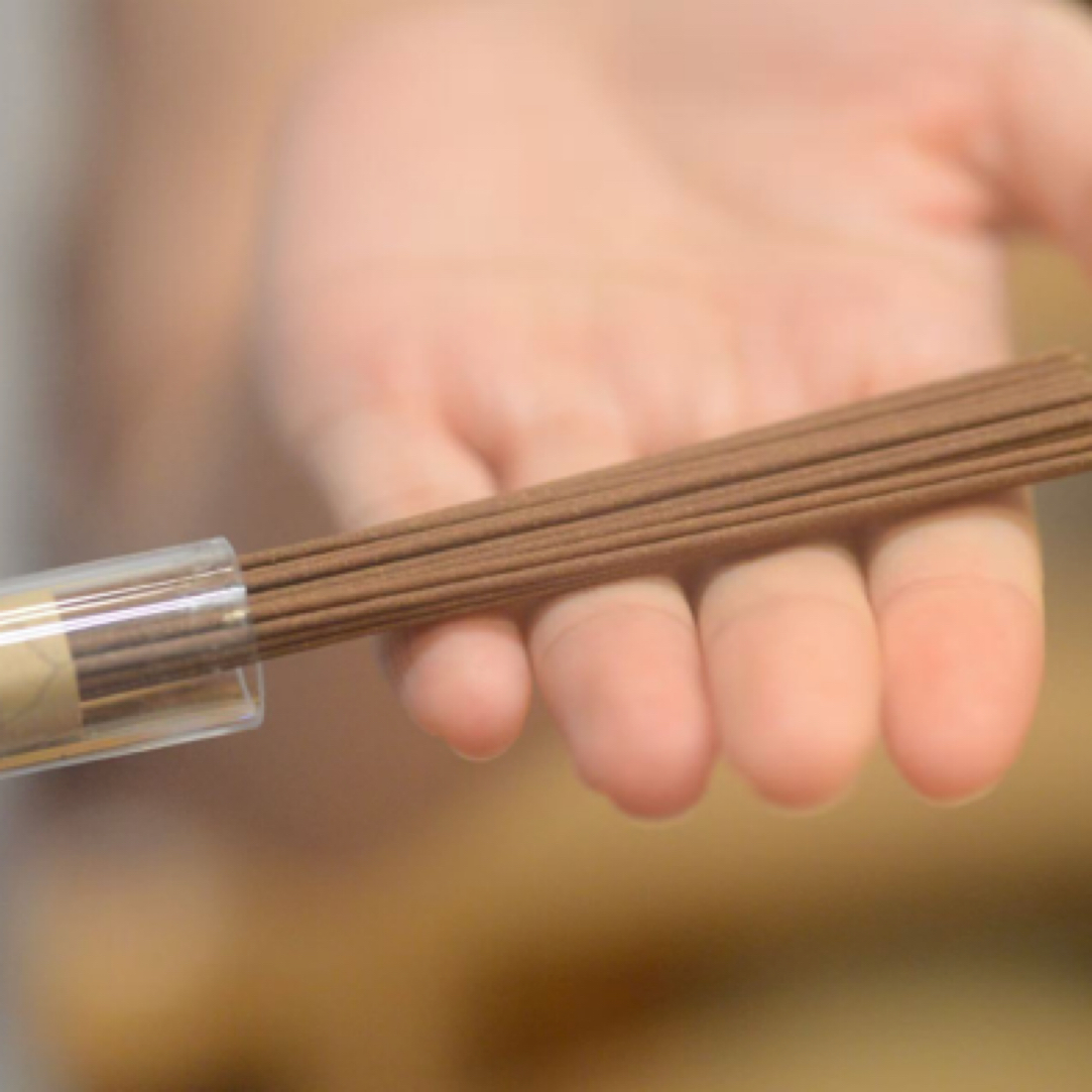 《虫漏》沉香10克（花香蜜韵）