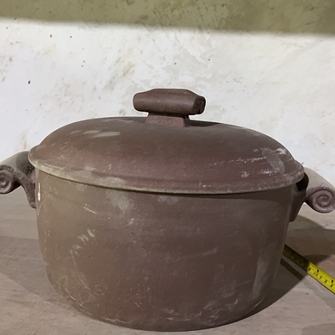 微瑕，明火，口径23，高12，3L