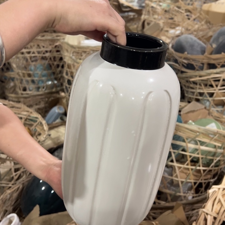 瓶高31口7公分微瑕捡漏