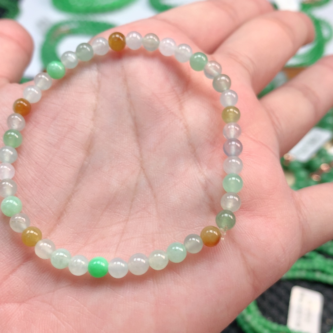 翡翠手链未镶嵌翡翠