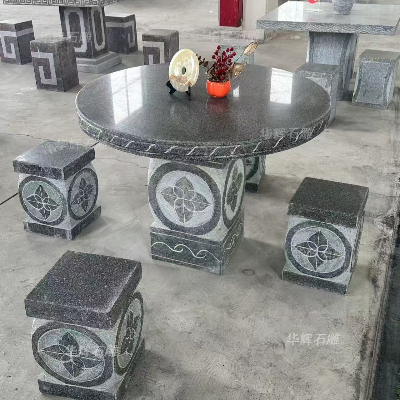 纯天然大理石石材户外石桌石凳到县市区物流站自提适合庭院使用