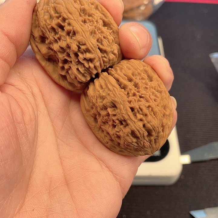 B***师文玩核桃吊坠全品南疆