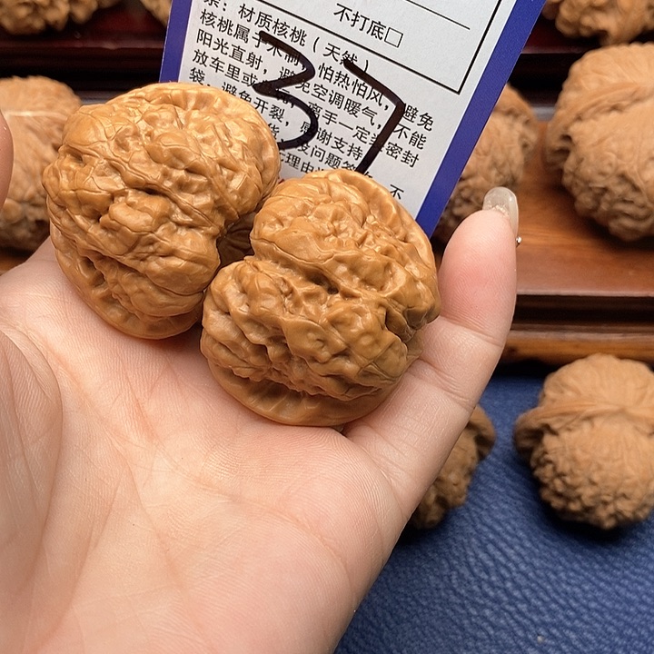 桃核吊坠蛤蟆狮子头42