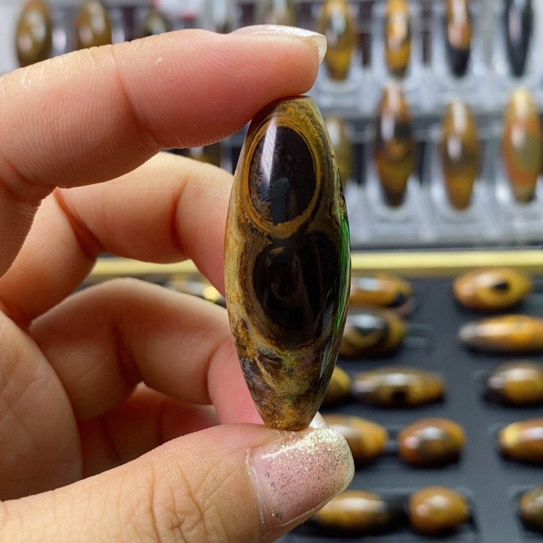 玛瑙/玉髓颈饰合金