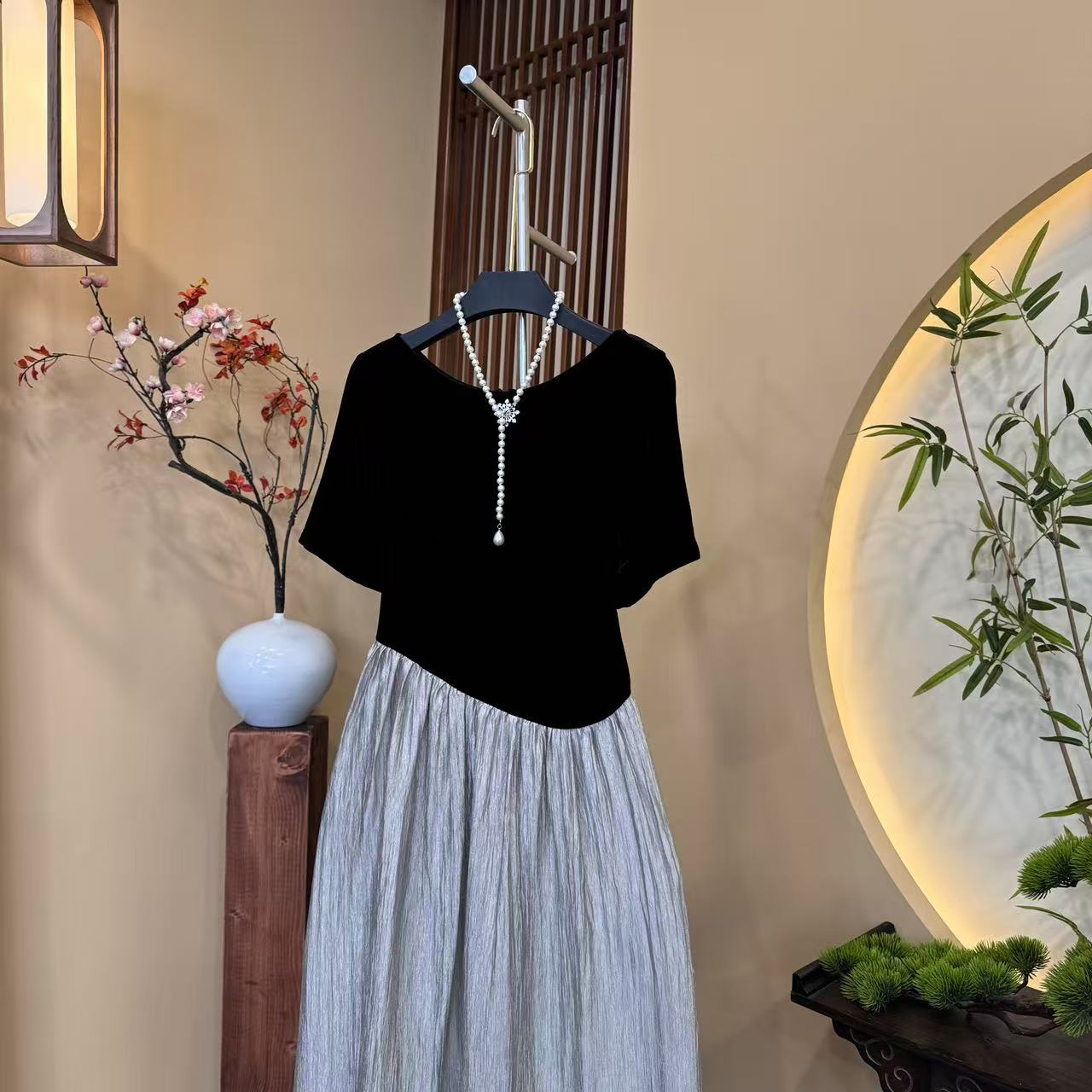 【 MXN】100%桑蚕丝真丝绒拼接醋酸连衣裙百搭显瘦设计女装  552